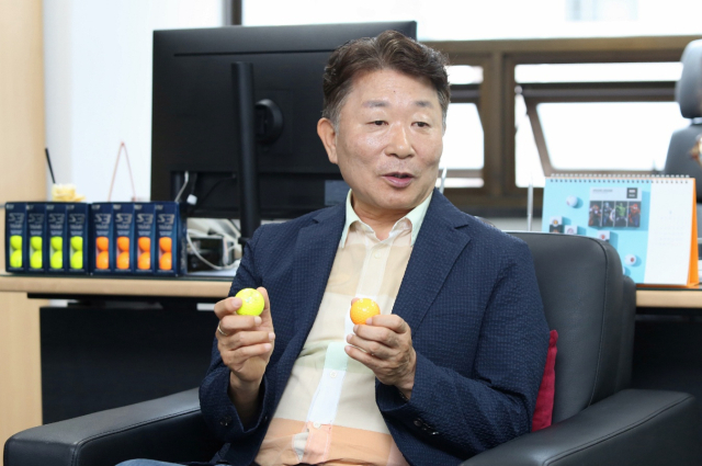 문경안 볼빅 회장은 