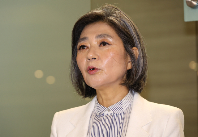 김행 여성가족부 장관 후보자가 19일 오전 서울 종로구 인사청문회 준비 사무실로 출근하며 발언하고 있다. 연합뉴스