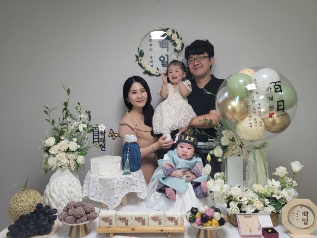주윤정·곽현수 부부 첫째 딸 곽서정(1세), 둘째 아들 곽재현.