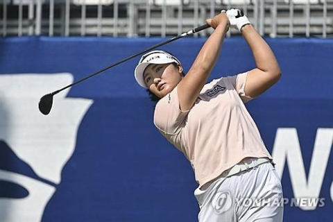 유해란, LPGA투어 첫 우승…아칸소 챔피언십 제패