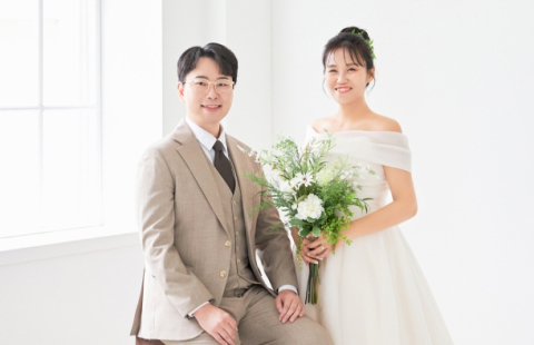 [우리 결혼합니다] 김우정(매일신문 뉴스국 경제부 기자)·손영지 결혼