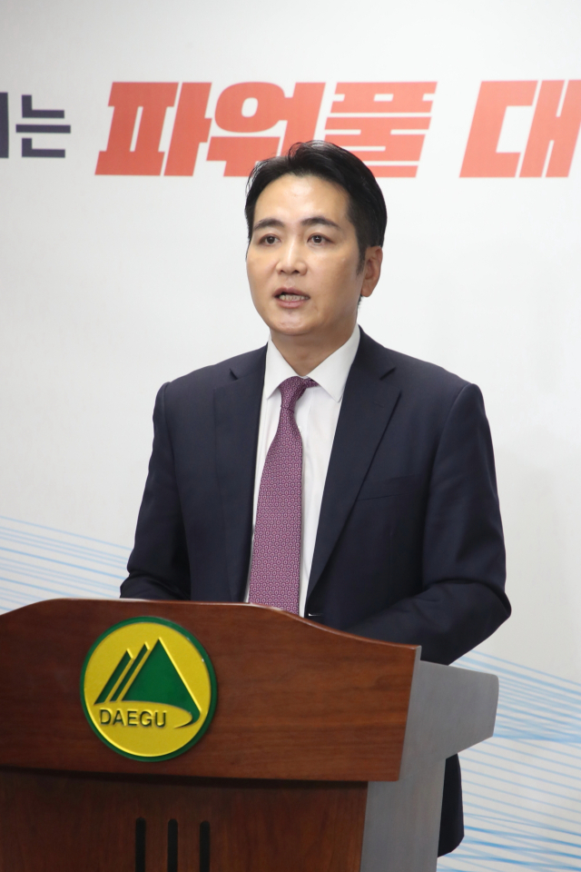11일 황순조 대구시 기획조정실장이 시청 신청사 건립 관련 여론조사 결과를 발표하고 있다. 대구시 제공