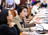 정춘숙 민주당 의원. 연합뉴스