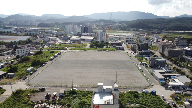경북 경주시가 용황지구 주차난 해소를 위해 최근 조성한 임시주차장 모습. 경주시 제공
