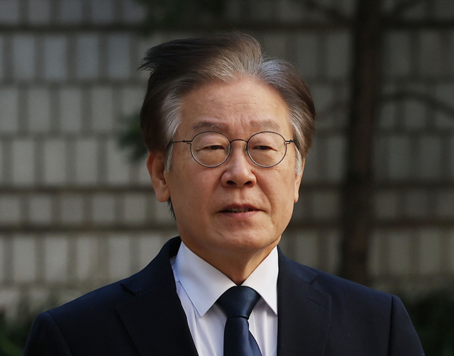 더불어민주당 이재명 대표가 20일 오전 서초구 서울중앙지방법원에서 열린 