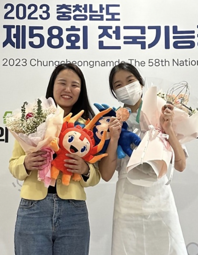 성주 명인고 전국기능경기대회 제과·제빵 각 동메달.
