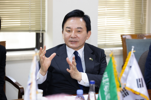 원희룡 국토교통부 장관이 지난 22일(현지시간) 사우디아라비아 리야드 네옴 전시관에서 열린 한-사 인프라협력센터 개소식에 참석해 발언하고 있다. 국토부 제공