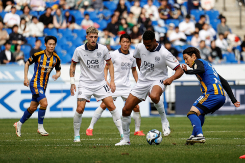 대구FC, 울산 현대에 0대2 패배…울산은 시즌 우승 확정