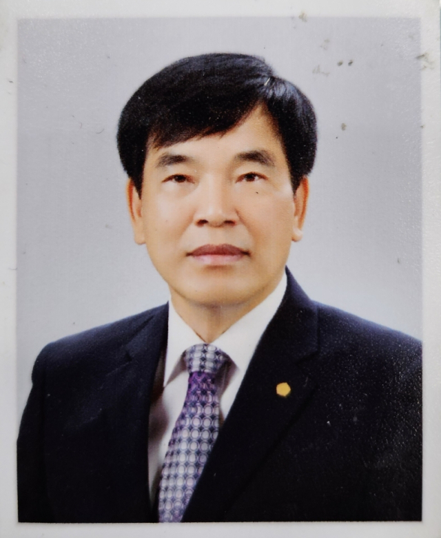김경권