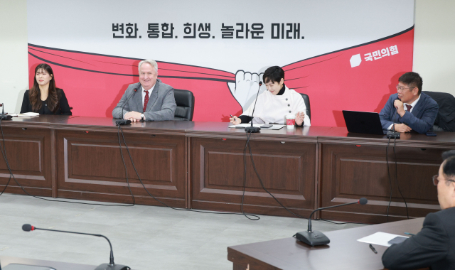 국민의힘 인요한 혁신위원장이 9일 여의도 당사에서 열린 제5차 전체회의에서 발언하고 있다. 연합뉴스