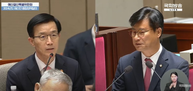 10일 열린 국회 예산결산특별위원회 전체회의에서 김영식(오른쪽) 국민의힘 의원(구미을)이 방문규 산업통상자원부 장관에게 질의하고 있다. 국회방송 캡쳐