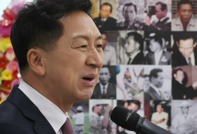 국민의힘 김기현 대표가 13일 국회 의원회관에서 열린 