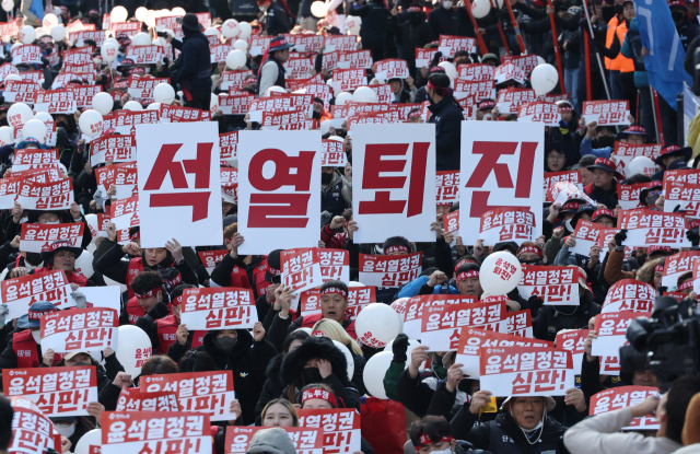 불과 이틀 전인 11일 서울 여의도 전국노동자대회에서 
