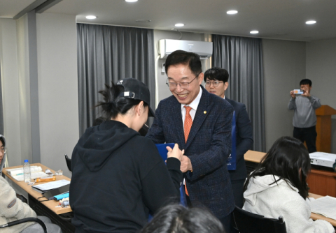임종식 경북교육감, 울릉지역 고3 수험생 격려