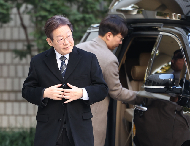 이재명 더불어민주당 대표가 14일 서울 서초구 서울중앙지법에서 열린 
