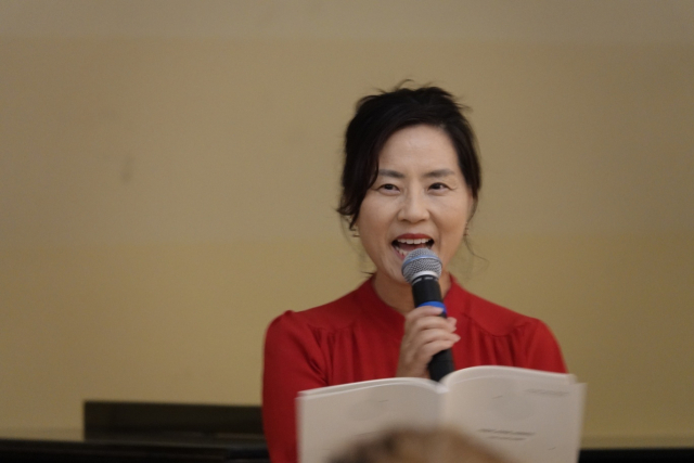 소설가 윤순례