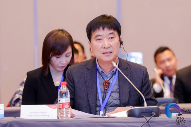 신동보 안동시 부시장이 지난 13일부터 15일까지 사흘간 중국 이우시에서 개최된 