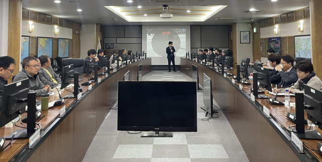 20일 부산항만공사 3층 중회의실에서 임원과 부서장을 대상으로 성과관리 리더십 교육이 진행되고 있다. BPA 제공