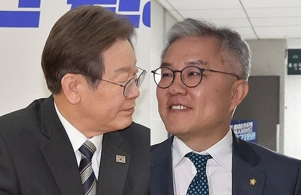 이재명, 최강욱. 자료사진. 연합뉴스