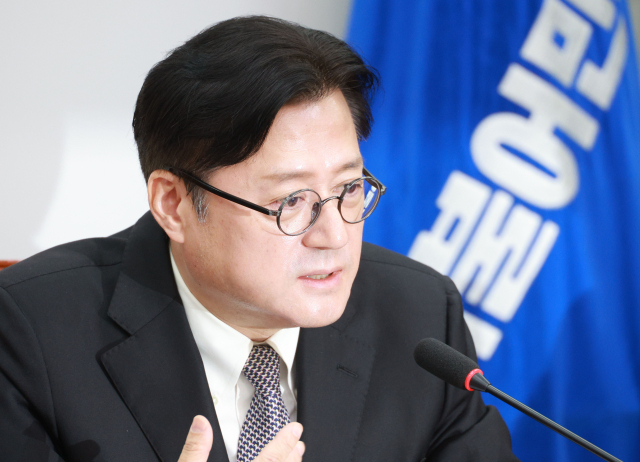 더불어민주당 홍익표 원내대표가 22일 국회에서 열린 최고위원회의에서 발언하고 있다. 연합뉴스