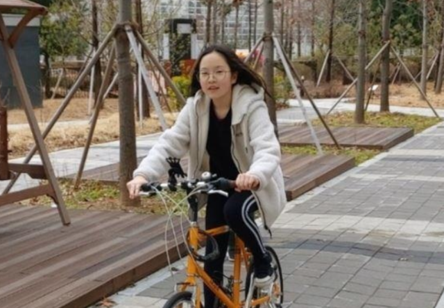 대학교수를 꿈꾸던 15세 소녀가 갑작스럽게 뇌사 상태에 빠진 뒤 장기기증으로 5명의 생명을 살리고 하늘로 떠났다. 한국장기조직기증원 제공