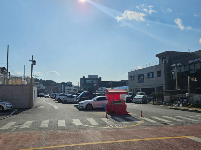 울진군이 주차난 해소를 위해 조성한 공영주차장. 이상원 기자