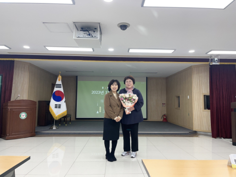 김천교육청, 12월 청렴·친절 공무원에 이미영 개령서부초 교장 선정