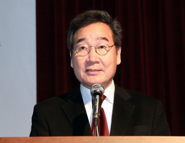 이낙연 전 국무총리가 28일 오전 서울 용산구 백범김구기념관에서 열린 
