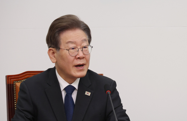 더불어민주당 이재명 대표가 1일 국회에서 열린 최고위원회의에서 발언하고 있다. 연합뉴스