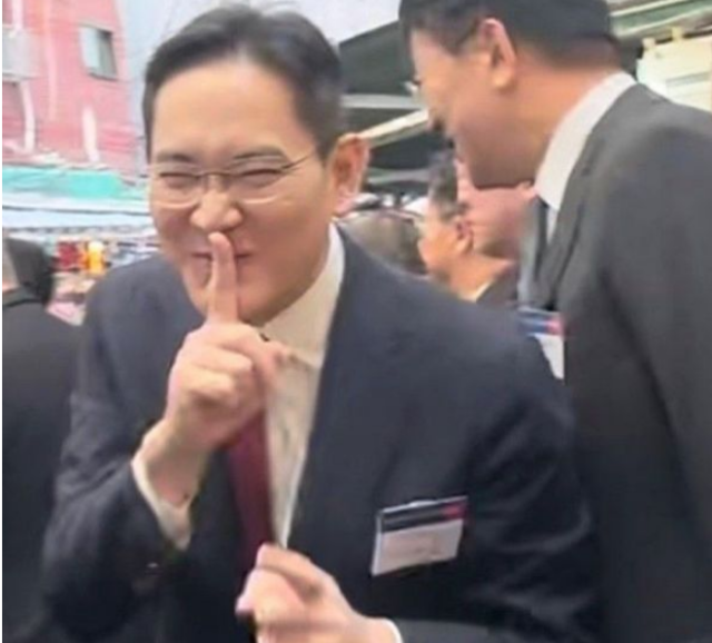 부산 중구 부평깡통시장을 방문한 이재용 삼성전자 회장이 