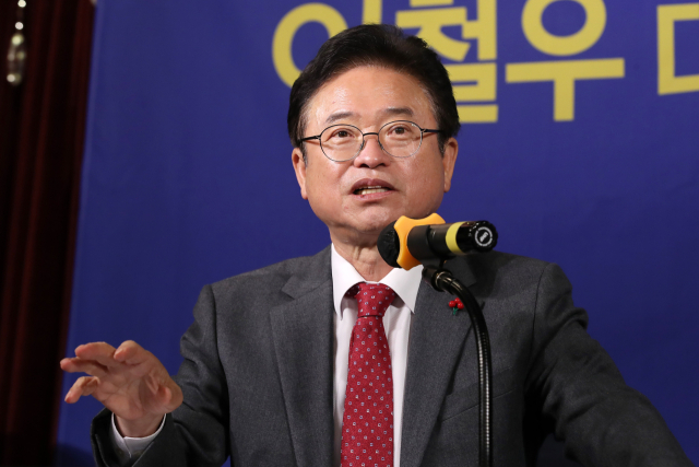 21일 대구 남구 대구아트파크에서 열린 대구경북 중견 언론인 모임 아시아포럼21 정책토론회에서 이철우 도지사가 발언하고 있다. 아시아포럼21 제공