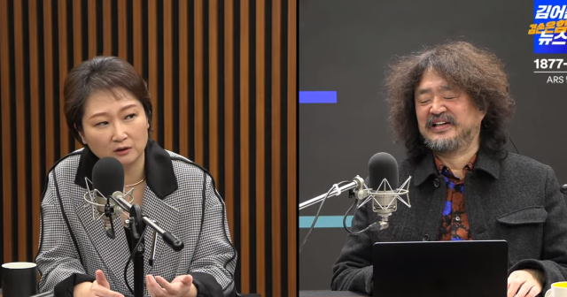 이언주(왼쪽) 전 의원과 김어준 씨. 유뷰트 