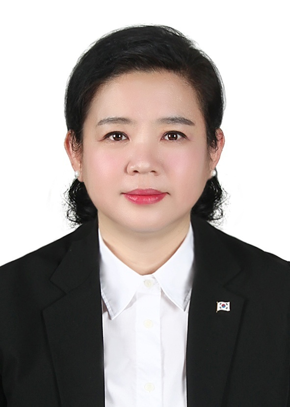 성은경 전 대통령비서실 행정관은 27일 국민의힘 대구시당에서 기자회견을 열고 4·10 총선에서 대구 서구 출마를 선언했다. 성은경 전 행정관 제공
