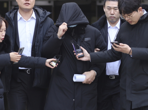 '롤스로이스남'에 마약처방·환자 성폭행 의사, 징역 16년 확정