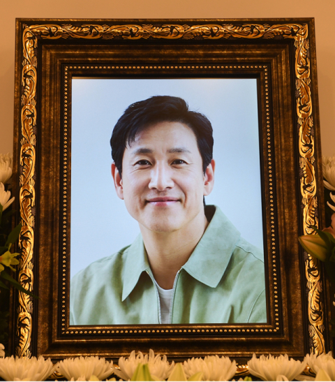 이선균 협박해 3억 원 뜯은 유흥업소 실장 징역 7년 구형