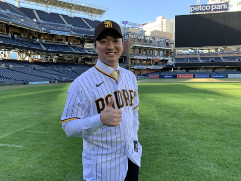 고우석, MLB 시범경기서 1이닝 1피안타 무실점