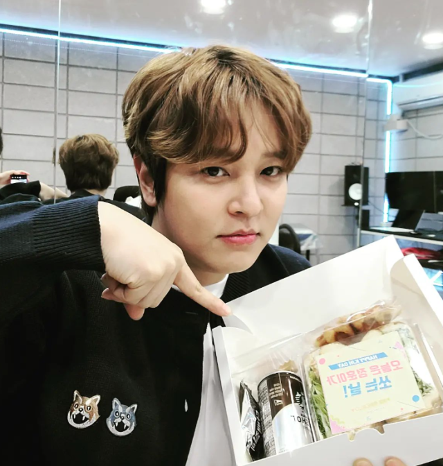 가수 겸 배우 김정훈. 김정훈 인스타그램