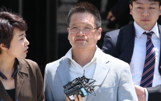 건설업자 윤중천 씨. 연합뉴스