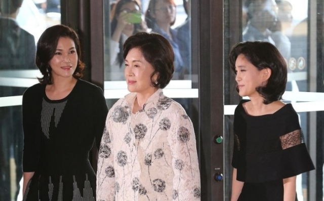 홍라희 여사, 이서현 이사장, 이부진 호텔신라 사장. 연합뉴스