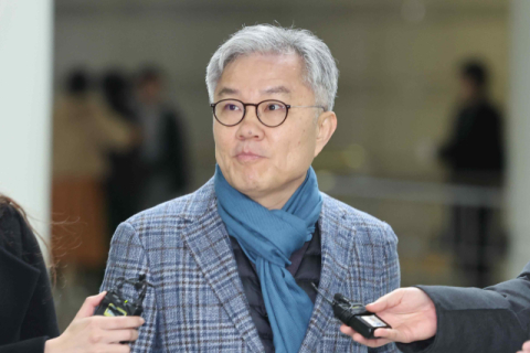 '사면' 최강욱 민주당 교육연수원장 임명…野 