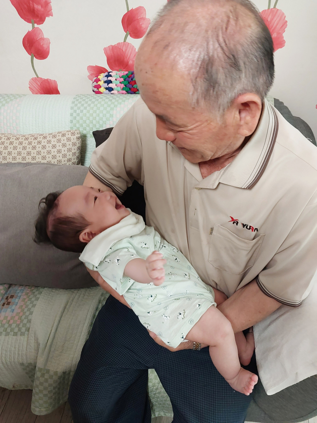 신지혜·김성술 부부 첫째 아들 김재윤