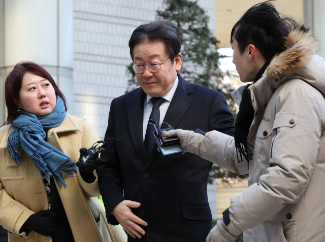 더불어민주당 이재명 대표가 23일 오전 서초구 서울중앙지법에서 열린 
