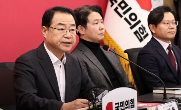 정영환 국민의힘 공천관리위원장의 어깨가 무겁다. 국민의힘 제공