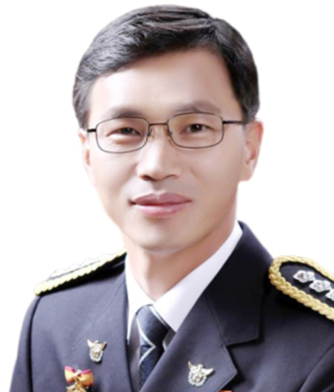정부는 26일 조지호 경찰청 차장을 서울경찰청장으로, 김수환 경찰대학장을 경찰청 차장으로 내정하는 내용의 경찰 치안정감 인사를 단행했다. 사진은 김수환 신임 경찰청 차장. 연합뉴스