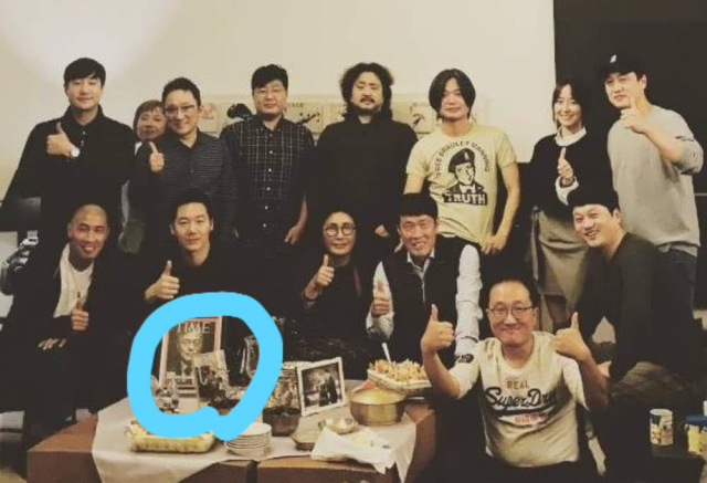 정유라씨가 페이스북에 올린 차범근 전 감독과 김어준, 주진우씨 등과의 단체사진. 정유라씨 페이스북 캡처