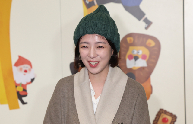 국민의힘 배현진 의원이 2일 오후 서울 송파구 송파책박물관에서 열린 