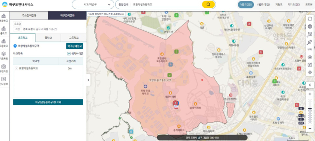 학구도안내서비스에 포항제철초등학교를 검색하자, 남구 지곡동와 효자동 일대에 사는 거주자만 입학 가능한 것으로 나타났다. 학구도안내서비스 갈무리