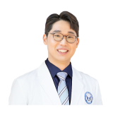 수부외과 세부전문의 자격을 취득한 박광현 W병원 과장. W병원 제공.