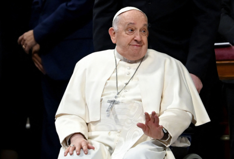 국내 천주교 신부, 女동성커플에 첫 축복…프란치스코 교황 승인 한 달만