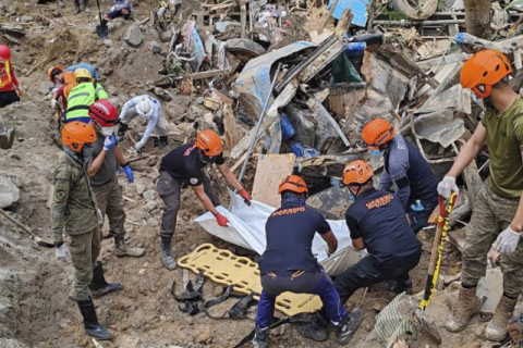 필리핀 남부 산사태 사망자 70명 육박…실종자 51명